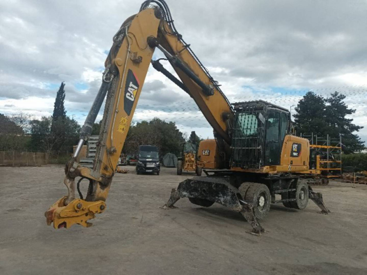 CAT MH3022-1 - Ekskavator roda: gambar 4 CAT MH3022-1 - Ekskavator roda: gambar 4