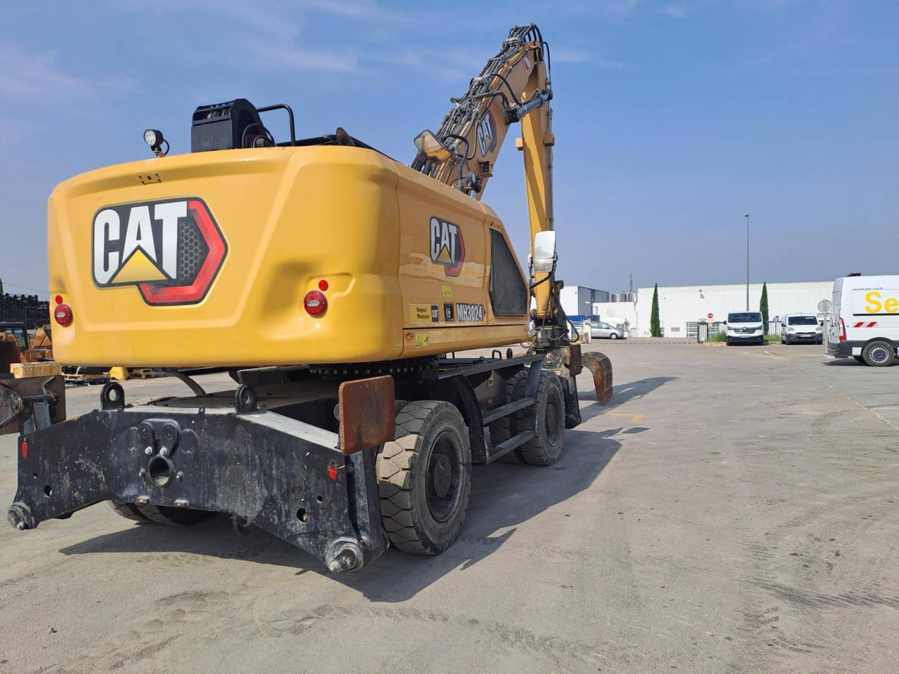 CAT MH3024 - Ekskavator roda: gambar 3 CAT MH3024 - Ekskavator roda: gambar 3