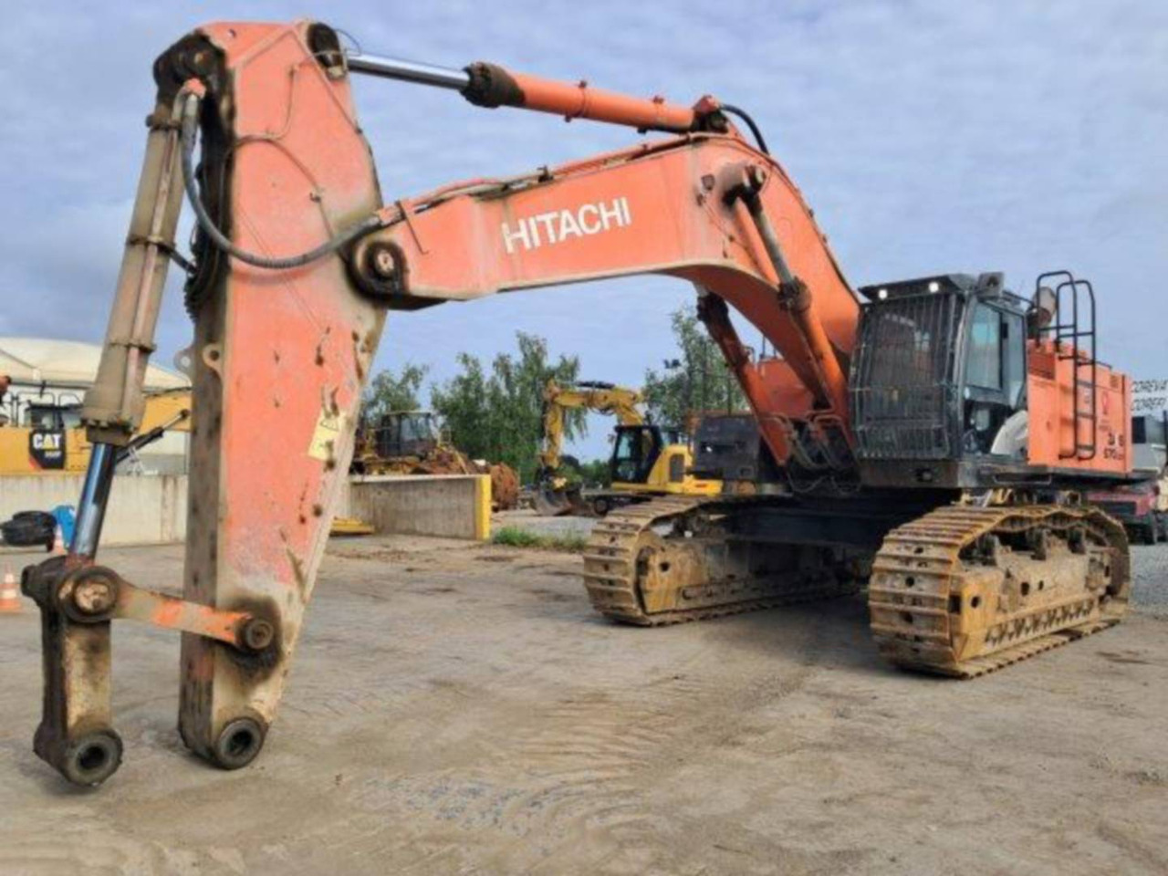 HITACHI ZX 670 45 - Ekskavator perayap: gambar 1 HITACHI ZX 670 45 - Ekskavator perayap: gambar 1