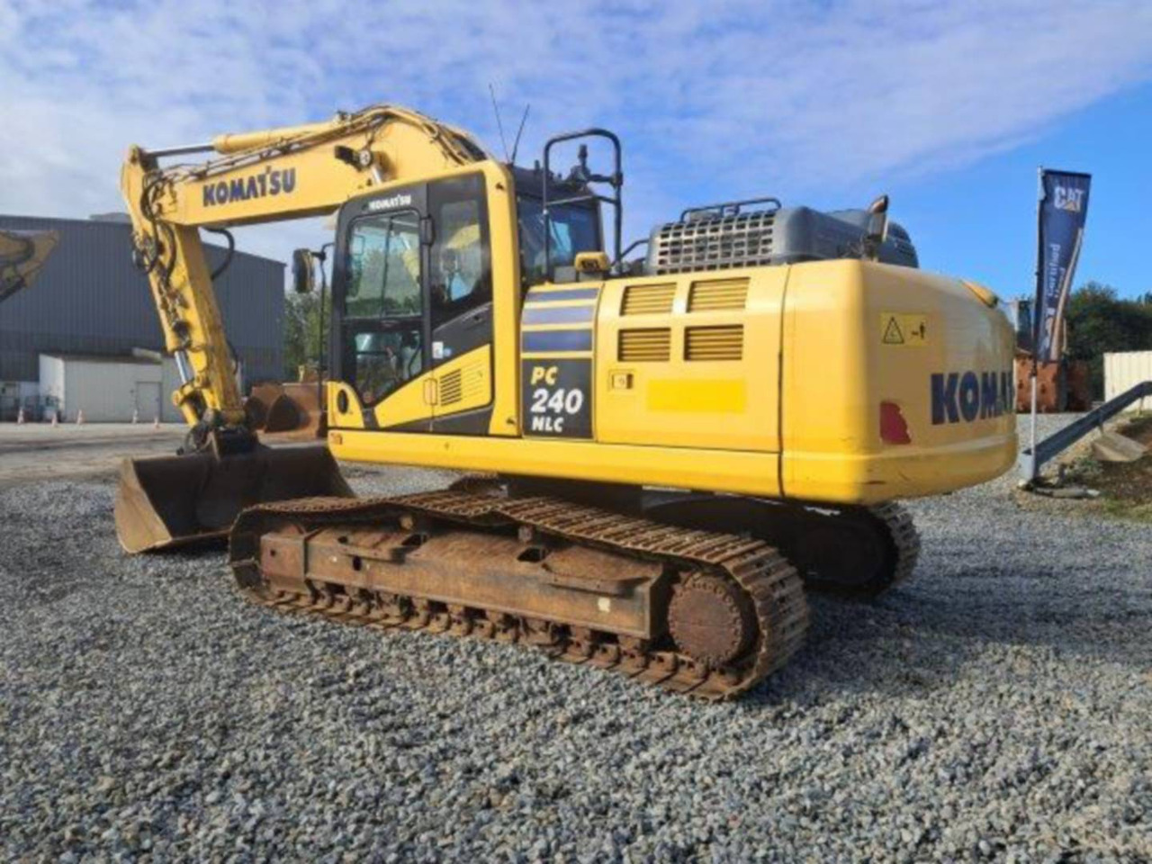 KOMATSU PC240LC7 - Ekskavator perayap: gambar 4 KOMATSU PC240LC7 - Ekskavator perayap: gambar 4