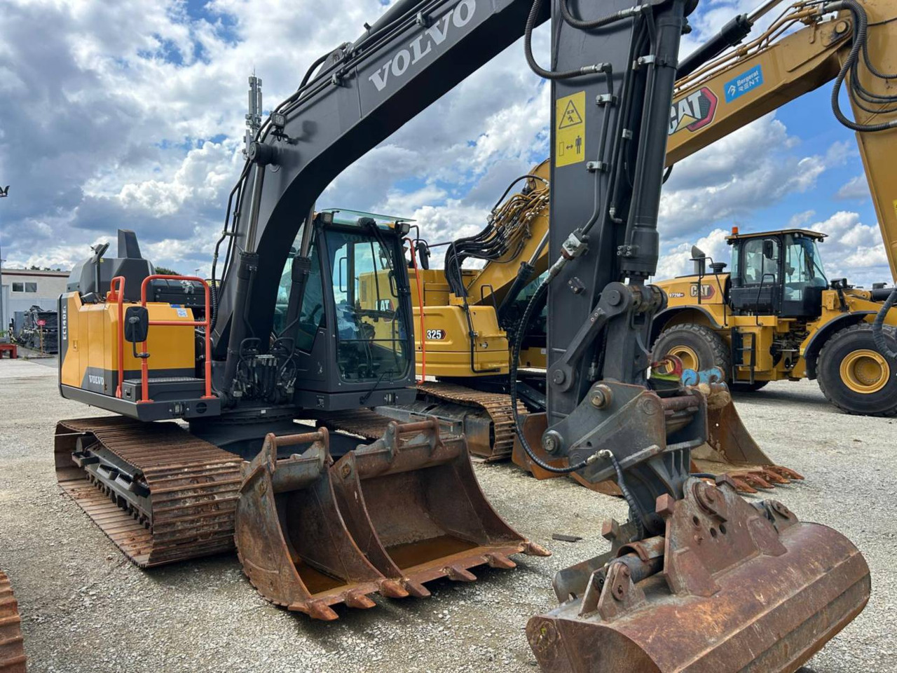 VOLVO CONSTRUCTION EQUIPMENT EC140 - Ekskavator perayap: gambar 2 VOLVO CONSTRUCTION EQUIPMENT EC140 - Ekskavator perayap: gambar 2
