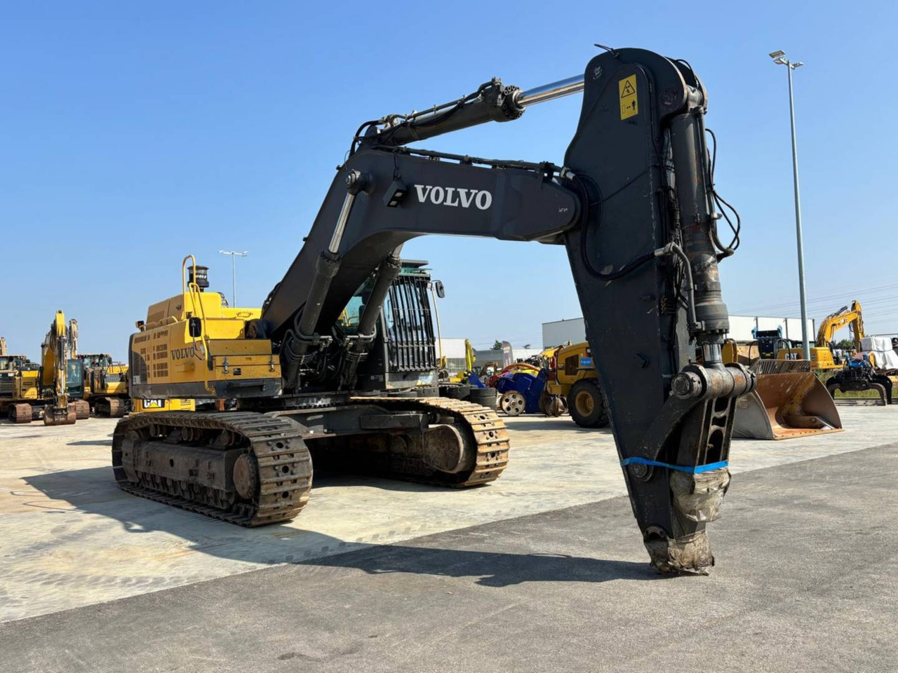VOLVO CONSTRUCTION EQUIPMENT EC700 CL - Ekskavator perayap: gambar 1 VOLVO CONSTRUCTION EQUIPMENT EC700 CL - Ekskavator perayap: gambar 1