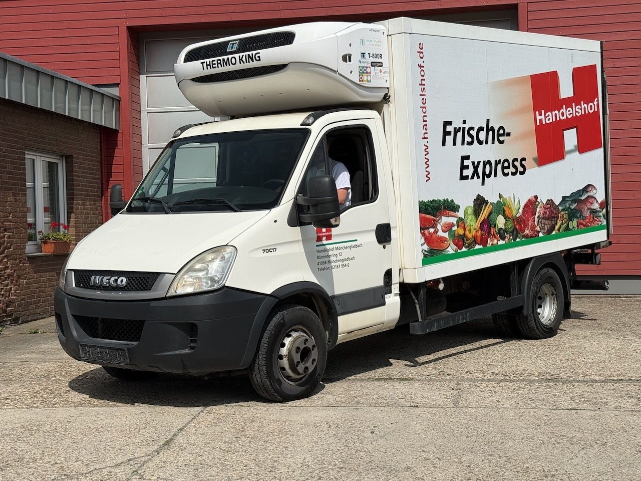 Iveco 70C17 Tiefkühlwagen/Lbw. - Van berpendingin: gambar 1 Iveco 70C17 Tiefkühlwagen/Lbw. - Van berpendingin: gambar 1
