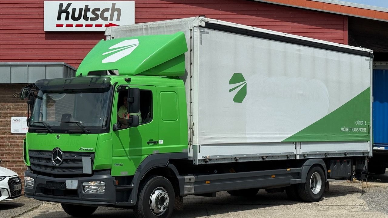Mercedes-Benz Atego 1624L Pritsche/Plane, Ladebordwand - Truk dengan terpal samping: gambar 1 Mercedes-Benz Atego 1624L Pritsche/Plane, Ladebordwand - Truk dengan terpal samping: gambar 1