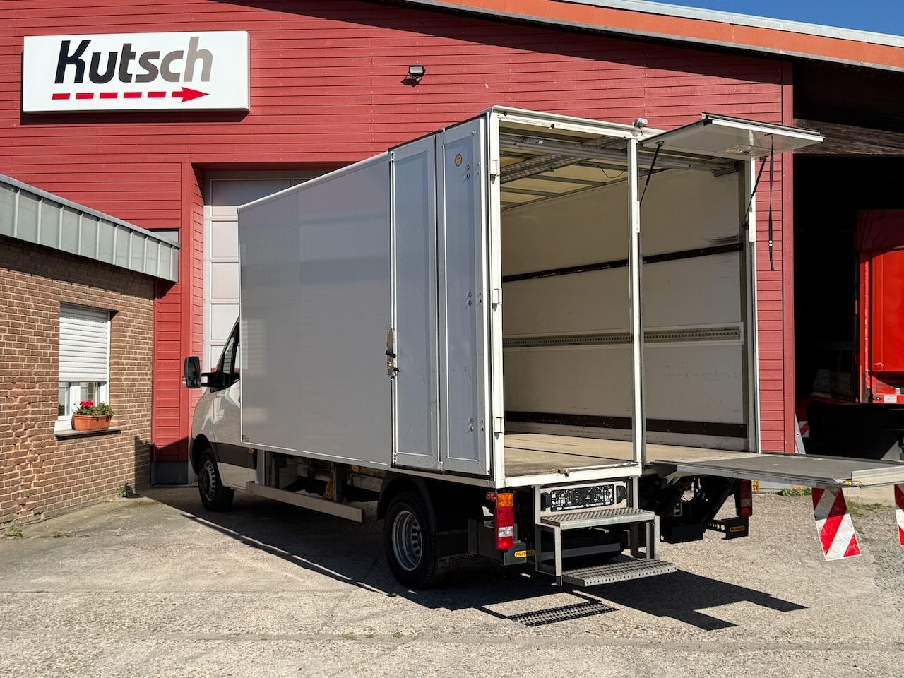 Mercedes-Benz Sprinter III Koffer 514 CDI Ladebordwand - Van box: gambar 5 Mercedes-Benz Sprinter III Koffer 514 CDI Ladebordwand - Van box: gambar 5