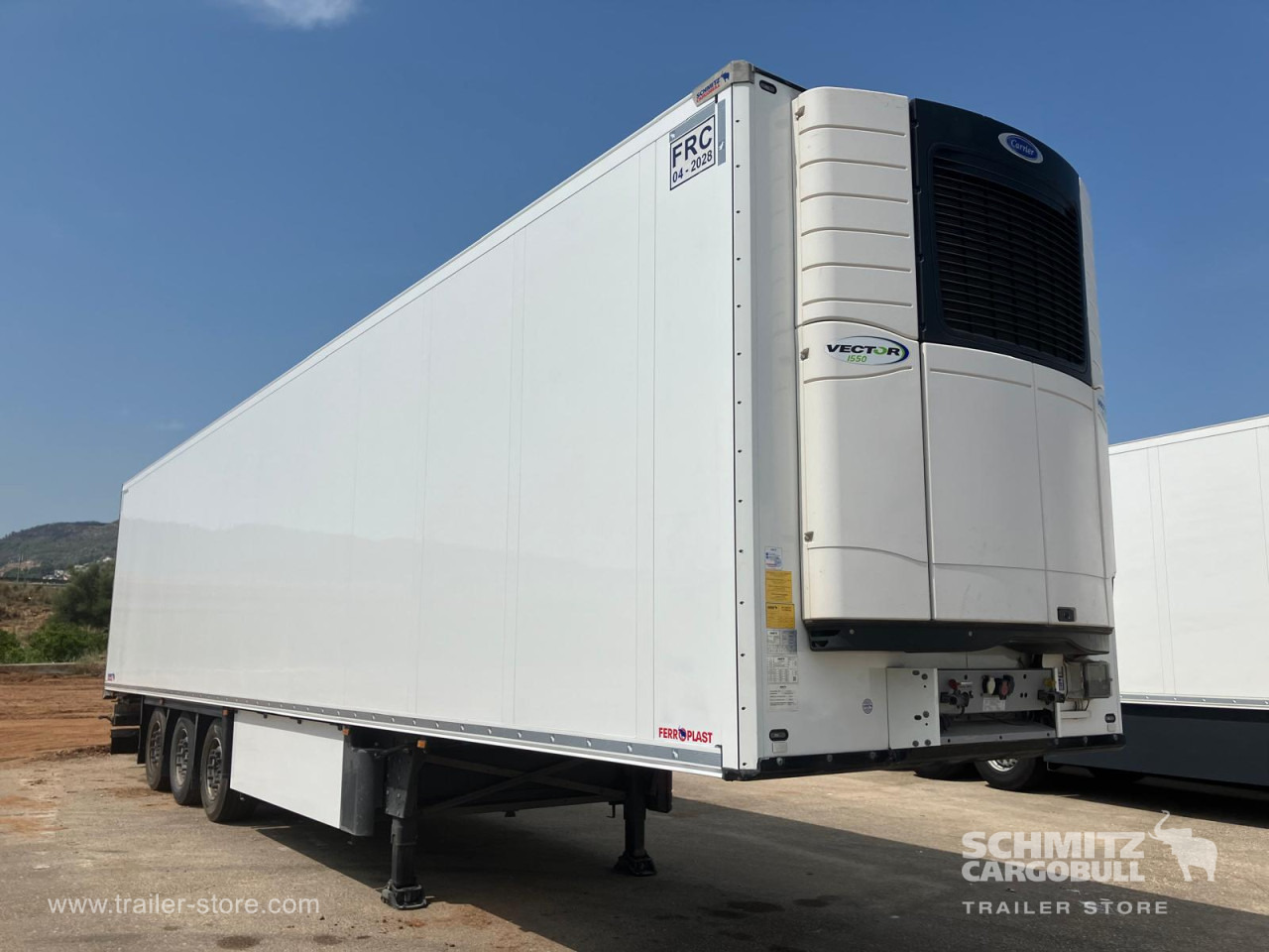 SCHMITZ Semiremolque Frigo Standard Double deck - Semi-trailer isotermal: gambar 1 SCHMITZ Semiremolque Frigo Standard Double deck - Semi-trailer isotermal: gambar 1