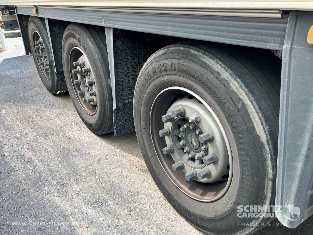 SCHMITZ Semiremolque Frigo Standard Double deck - Semi-trailer isotermal: gambar 3 SCHMITZ Semiremolque Frigo Standard Double deck - Semi-trailer isotermal: gambar 3
