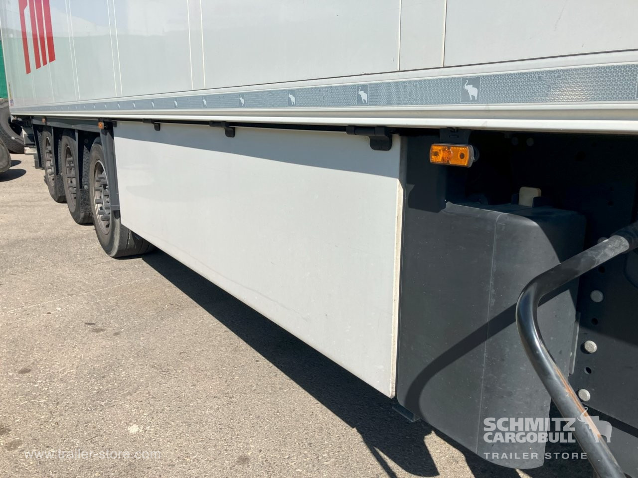 SCHMITZ Semiremolque Frigo Standard Double deck - Semi-trailer isotermal: gambar 3 SCHMITZ Semiremolque Frigo Standard Double deck - Semi-trailer isotermal: gambar 3