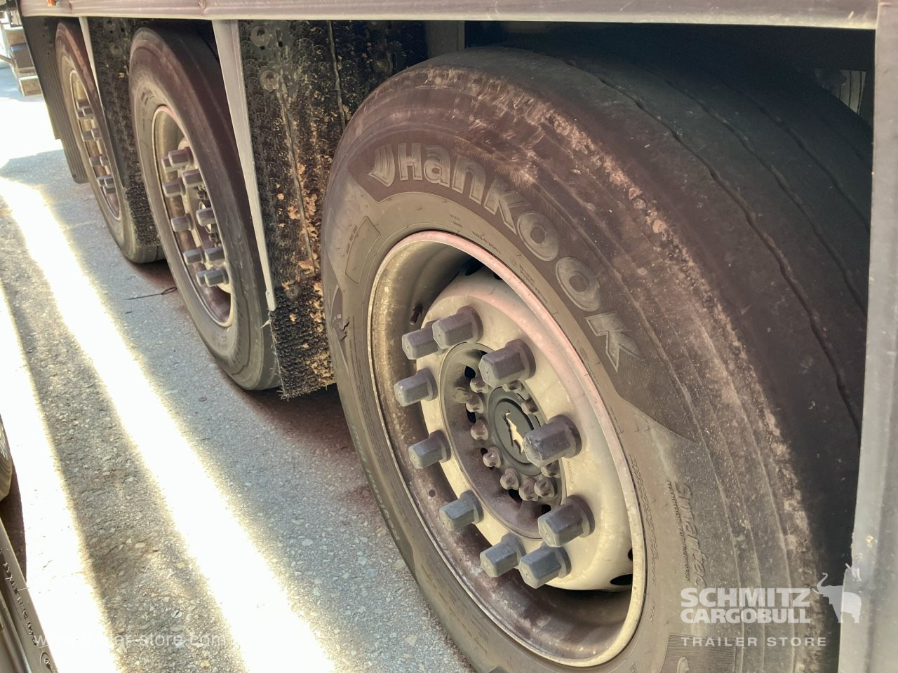 SCHMITZ Semiremolque Frigo Standard Double deck - Semi-trailer isotermal: gambar 4 SCHMITZ Semiremolque Frigo Standard Double deck - Semi-trailer isotermal: gambar 4