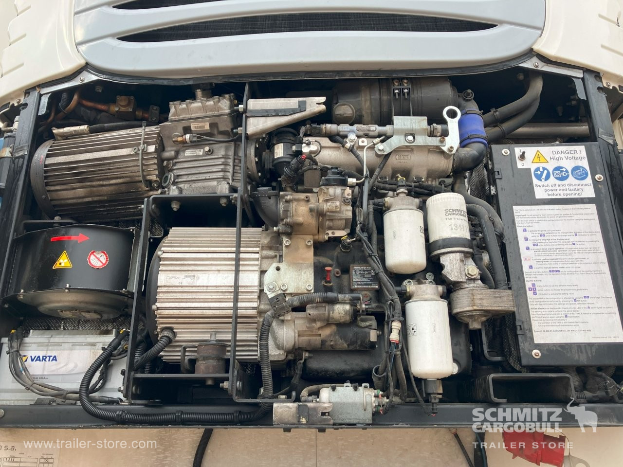 SCHMITZ Semiremolque Frigo Standard - Semi-trailer isotermal: gambar 4 SCHMITZ Semiremolque Frigo Standard - Semi-trailer isotermal: gambar 4