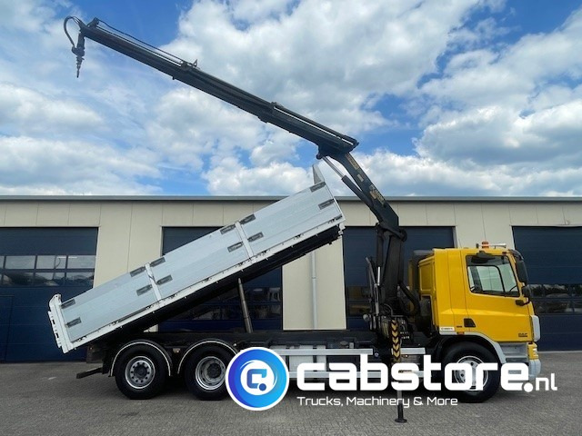 DAF CF 75.310 FAN 6x2 Euro 5 - MANUAL - Bouwjaar 2008 - Kipper - Palfinger PK 15002 Performance - Km 550.899 - Good condition! - Truk jungkit, Truk derek: gambar 2 DAF CF 75.310 FAN 6x2 Euro 5 - MANUAL - Bouwjaar 2008 - Kipper - Palfinger PK 15002 Performance - Km 550.899 - Good condition! - Truk jungkit, Truk derek: gambar 2