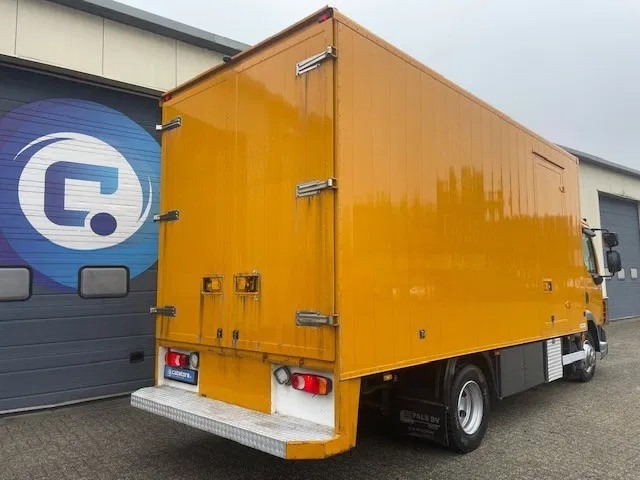 DAF LF 45.160 4x2 Euro 5 EEV - Year 2008 - Mobiele werkplaats - Bakwagen - Closed box - Km 268.123 - Truk box: gambar 4 DAF LF 45.160 4x2 Euro 5 EEV - Year 2008 - Mobiele werkplaats - Bakwagen - Closed box - Km 268.123 - Truk box: gambar 4