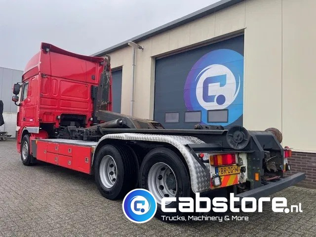 DAF XF 105 .460 FAS Euro 5 - Haakarmsysteem - Hooklift - Abrolkipper - Year 2006 - ANALOG TACHO - TUV 05-2025 - Hook lift: gambar 4 DAF XF 105 .460 FAS Euro 5 - Haakarmsysteem - Hooklift - Abrolkipper - Year 2006 - ANALOG TACHO - TUV 05-2025 - Hook lift: gambar 4