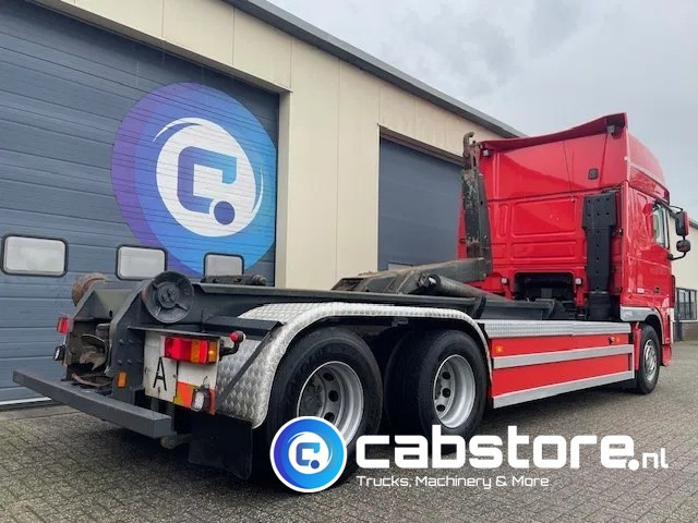 DAF XF 105 .460 FAS Euro 5 - Haakarmsysteem - Hooklift - Abrolkipper - Year 2006 - ANALOG TACHO - TUV 05-2025 - Hook lift: gambar 3 DAF XF 105 .460 FAS Euro 5 - Haakarmsysteem - Hooklift - Abrolkipper - Year 2006 - ANALOG TACHO - TUV 05-2025 - Hook lift: gambar 3