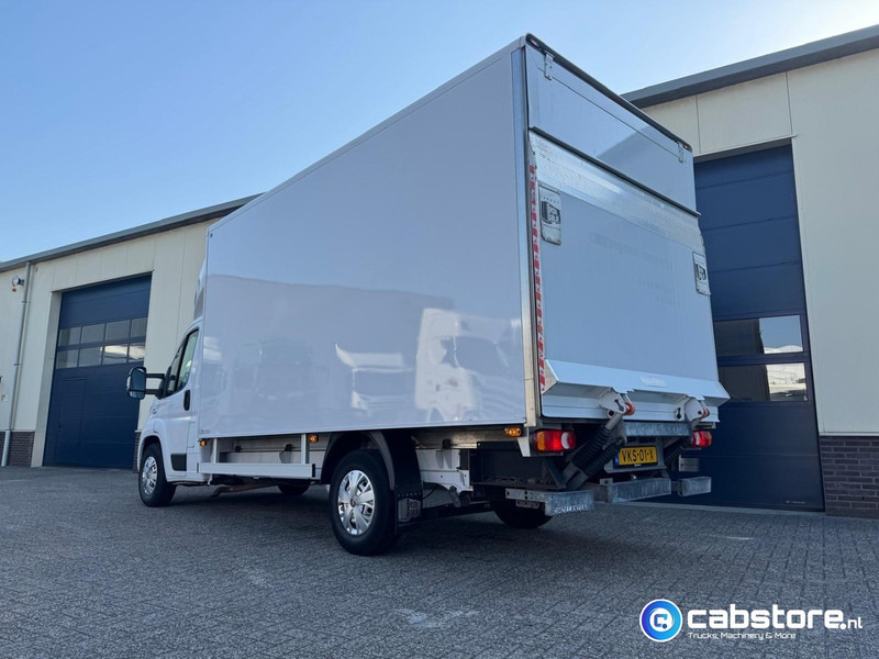 Fiat Ducato 2.3 Multijet 160 Pk Euro 6 - Bouwjaar 2021 - Handgeschakeld 6 speed - Airco - 3 zitplaatsen - Laadklep - Truk box: gambar 3 Fiat Ducato 2.3 Multijet 160 Pk Euro 6 - Bouwjaar 2021 - Handgeschakeld 6 speed - Airco - 3 zitplaatsen - Laadklep - Truk box: gambar 3