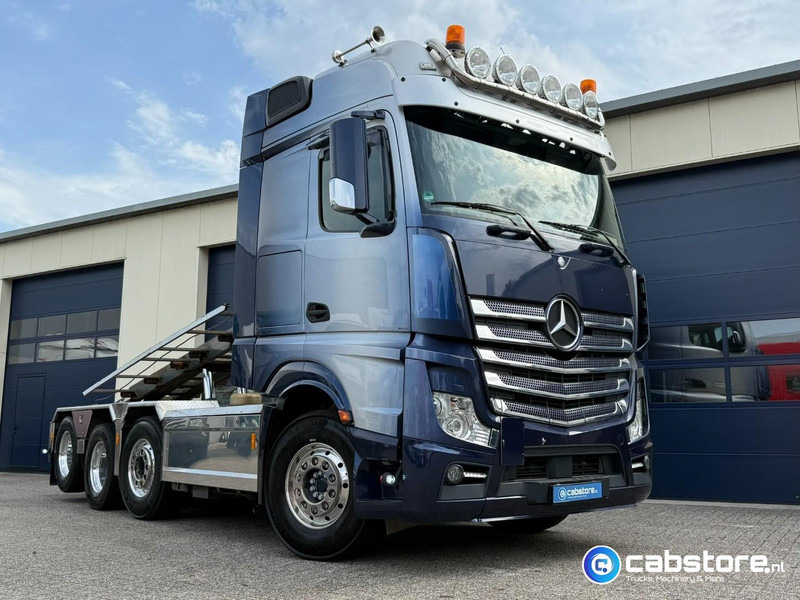 Mercedes-Benz ACTROS 3663 Euro 6 - 8x2 - RETARDER - Bouwjaar 09-2017 - 30 Ton's Container Kabelsysteem - Km 476.892 - Good condition - Truk pembawa sistem kabel: gambar 1 Mercedes-Benz ACTROS 3663 Euro 6 - 8x2 - RETARDER - Bouwjaar 09-2017 - 30 Ton's Container Kabelsysteem - Km 476.892 - Good condition - Truk pembawa sistem kabel: gambar 1
