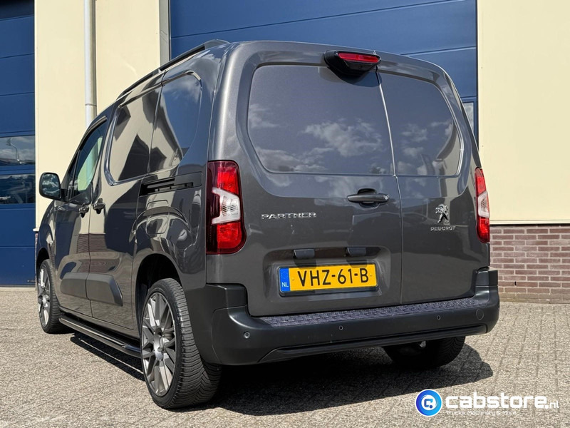 Peugeot Partner 1.5 Blue HDI Asphalt Euro 6 - Gesloten bestelwagen - Bouwjaar 2021 - Km 45.128 !! - Luxe uitvoering - Zeer mooi !! - Van kecil: gambar 5 Peugeot Partner 1.5 Blue HDI Asphalt Euro 6 - Gesloten bestelwagen - Bouwjaar 2021 - Km 45.128 !! - Luxe uitvoering - Zeer mooi !! - Van kecil: gambar 5