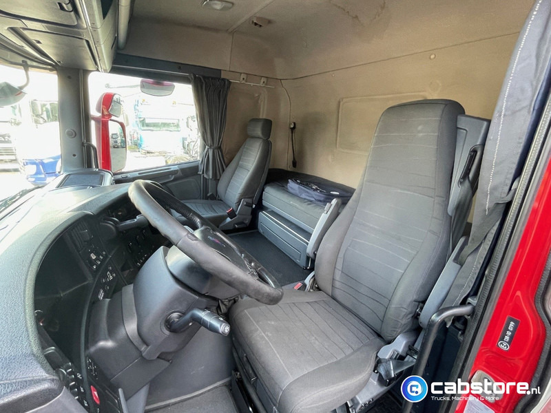 Tractor head Scania G 400 A 6X2*4 HNA  Euro 5 - Handgeschakeld -  FASSI F455XP + JIP Autolaadkraan - Bouwjaar 2010 - Km 748.730 - Very good condition !!: gambar 13