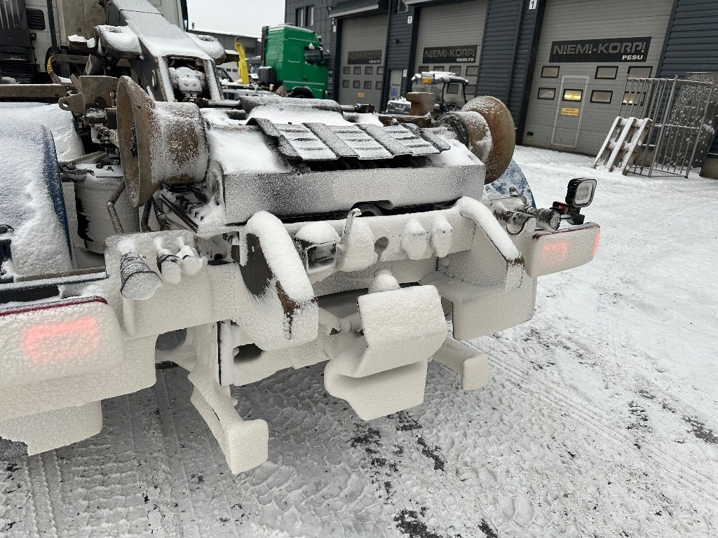Iveco AD 260S40 Y/FS CNG - Hook lift: gambar 5 Iveco AD 260S40 Y/FS CNG - Hook lift: gambar 5