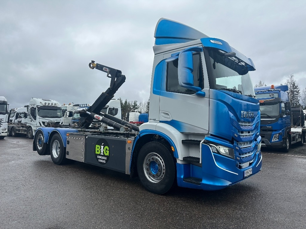 Iveco AD 260S40 Y/FS CNG - Hook lift: gambar 3 Iveco AD 260S40 Y/FS CNG - Hook lift: gambar 3