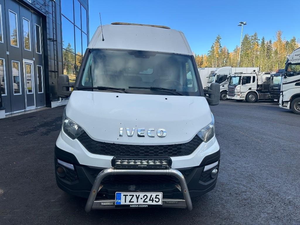 Iveco Daily 35S15 - Van panel: gambar 2 Iveco Daily 35S15 - Van panel: gambar 2