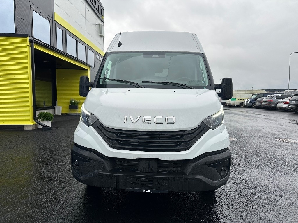 Iveco Daily 50C18A8 16m3 - Van panel: gambar 2 Iveco Daily 50C18A8 16m3 - Van panel: gambar 2
