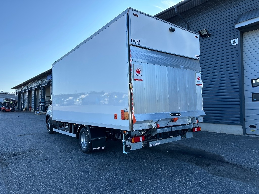 Iveco Daily 72C18 A8 - Van box: gambar 5 Iveco Daily 72C18 A8 - Van box: gambar 5