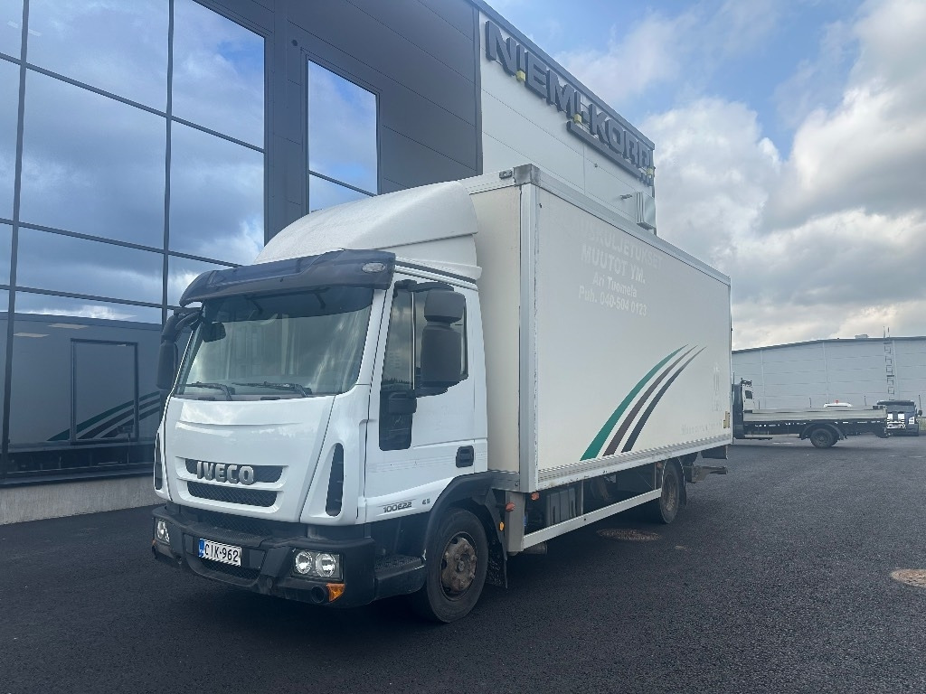 Iveco Eurocargo 100 E22  - Truk box: gambar 1 Iveco Eurocargo 100 E22  - Truk box: gambar 1