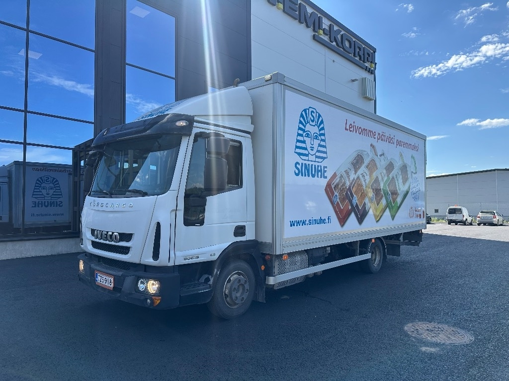 Iveco Eurocargo 80E19 - Truk box: gambar 1 Iveco Eurocargo 80E19 - Truk box: gambar 1