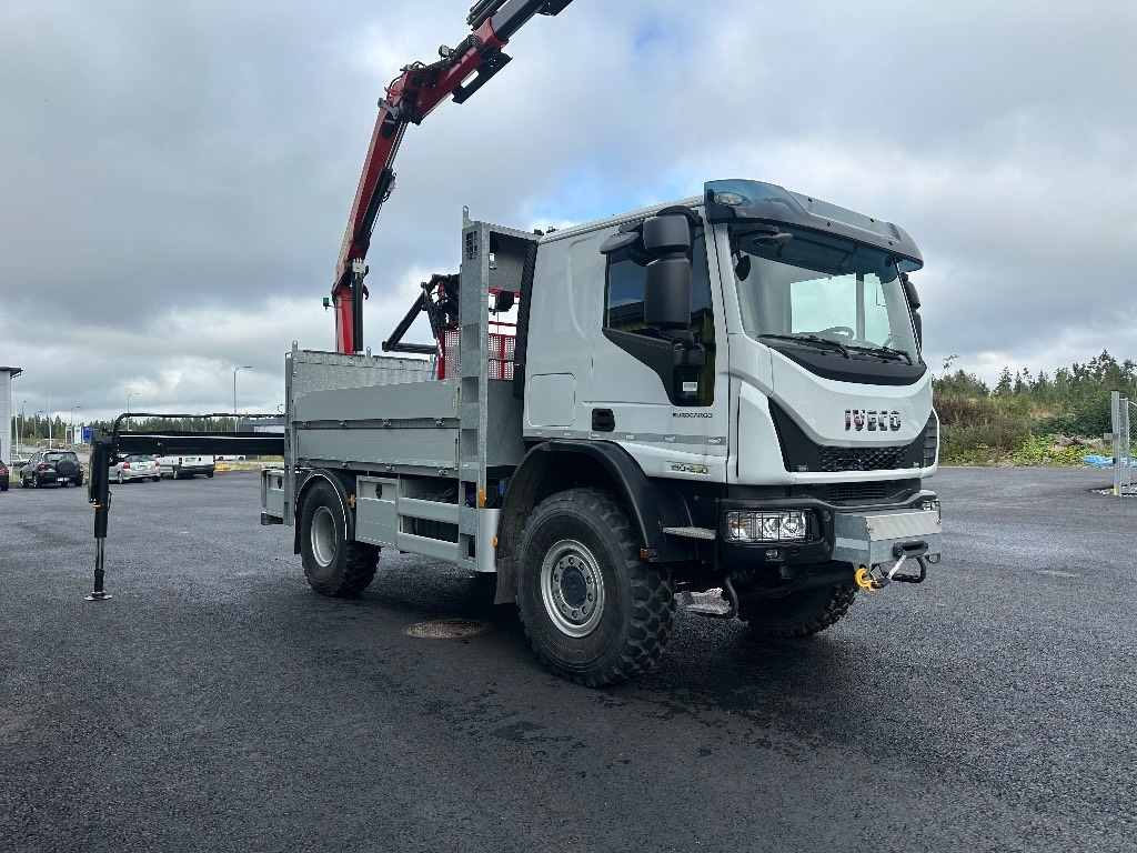 Iveco Eurocargo ML150E28 4x4 sähkölaitos varustein - Truk derek: gambar 2 Iveco Eurocargo ML150E28 4x4 sähkölaitos varustein - Truk derek: gambar 2