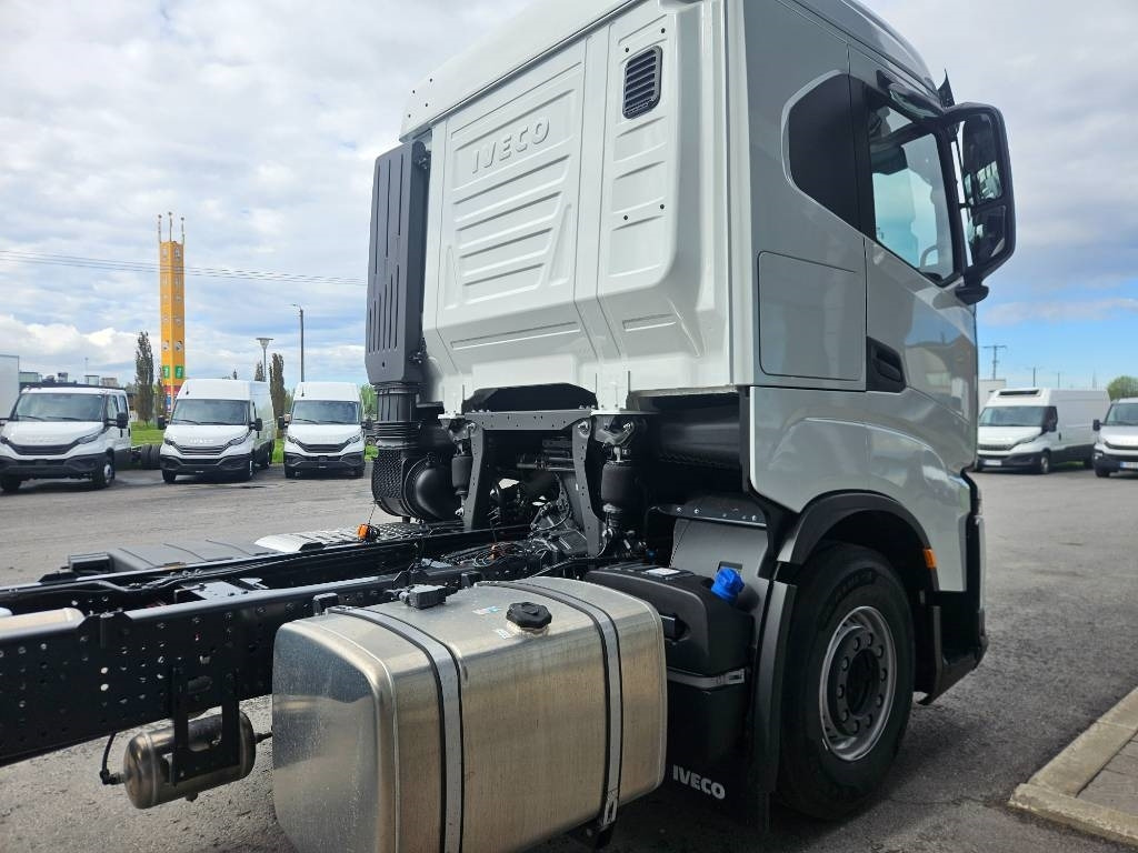 Iveco X-Way AS260X530 heti toimitukseen - Truk sasis: gambar 4 Iveco X-Way AS260X530 heti toimitukseen - Truk sasis: gambar 4