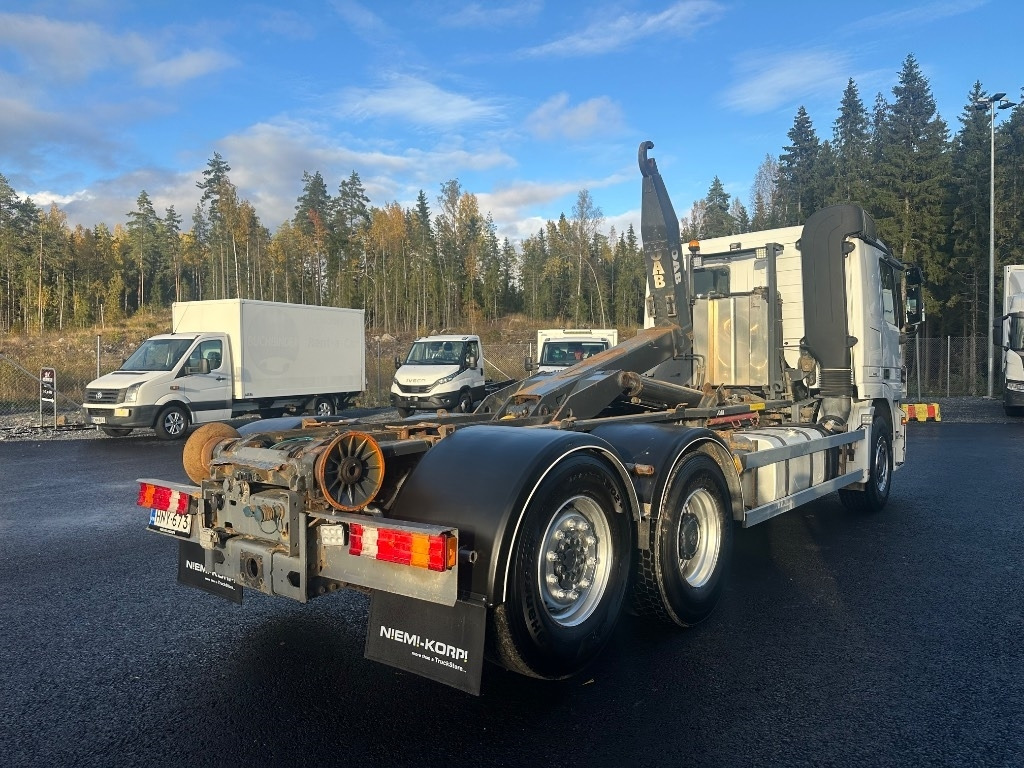 Mercedes-Benz Actros 2545 L 6x2 - Hook lift: gambar 4 Mercedes-Benz Actros 2545 L 6x2 - Hook lift: gambar 4