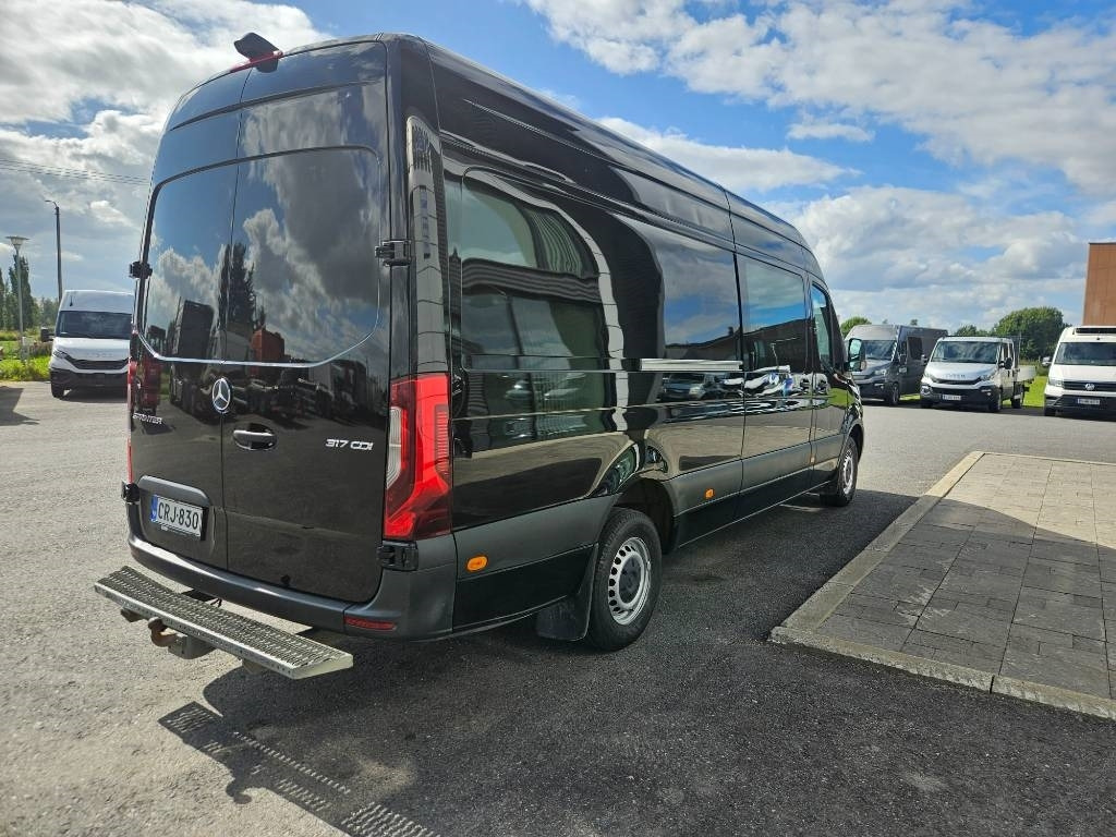 Mercedes-Benz Sprinter 317 RWD - Van panel: gambar 3 Mercedes-Benz Sprinter 317 RWD - Van panel: gambar 3