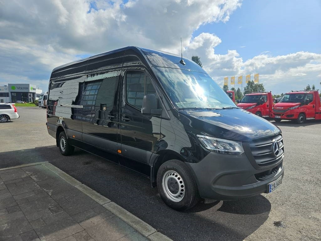 Mercedes-Benz Sprinter 317 RWD - Van panel: gambar 2 Mercedes-Benz Sprinter 317 RWD - Van panel: gambar 2