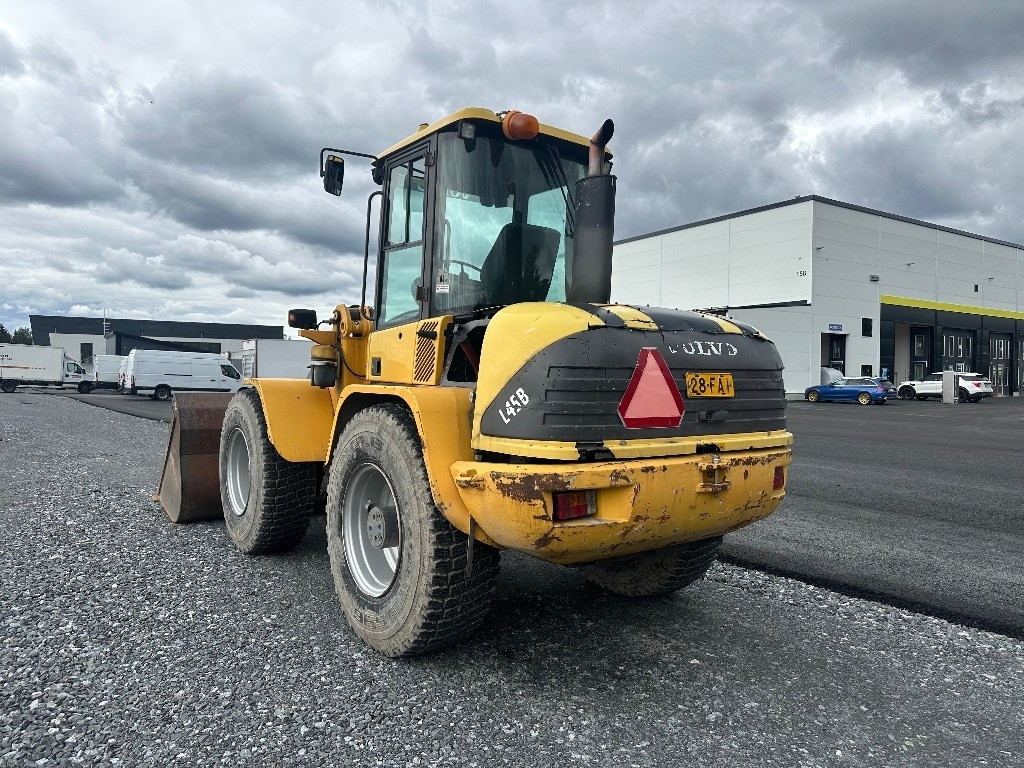 Volvo L45B 4X4 /245 - Peralatan lainnya: gambar 4 Volvo L45B 4X4 /245 - Peralatan lainnya: gambar 4