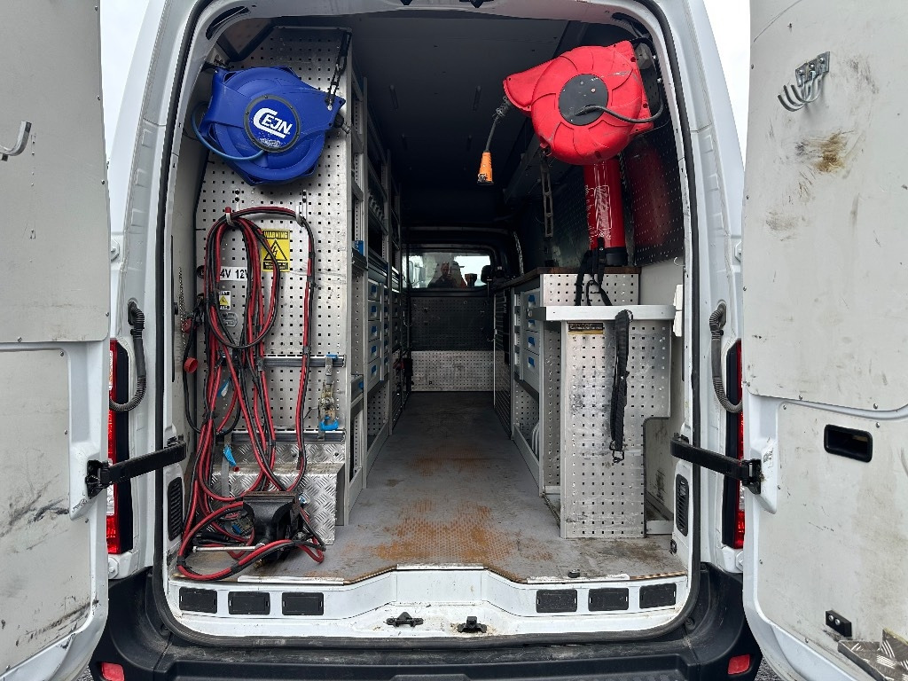 Renault Master huoltoauto varusteineen - Van panel: gambar 5 Renault Master huoltoauto varusteineen - Van panel: gambar 5