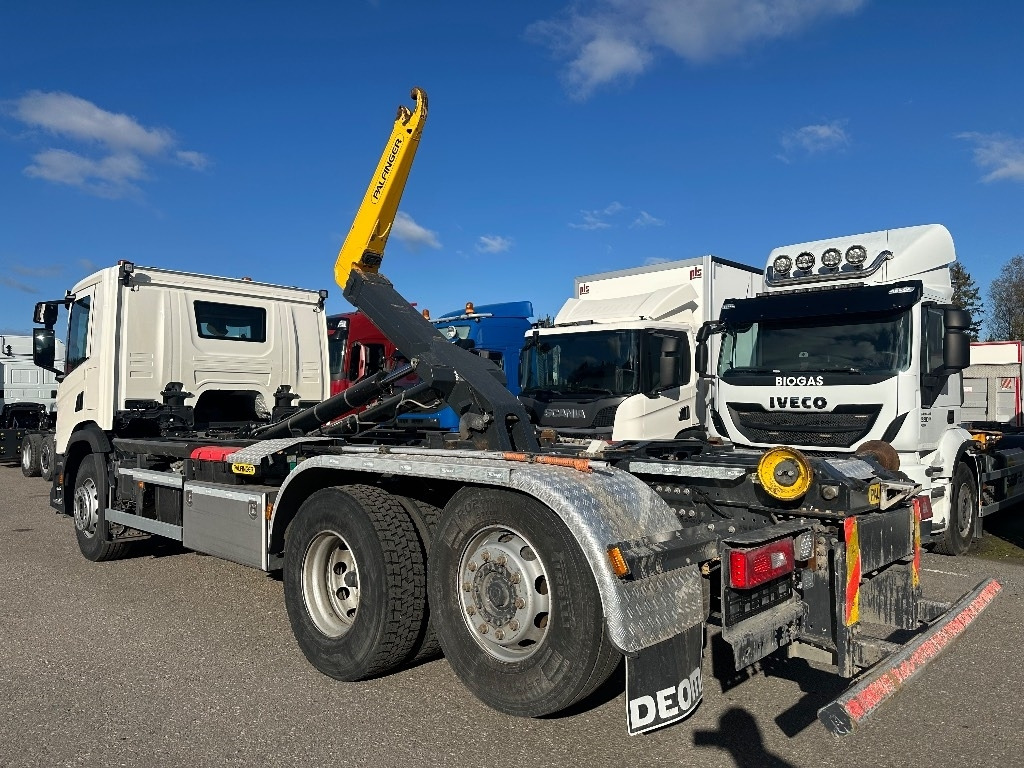Scania P 360 - Hook lift: gambar 4 Scania P 360 - Hook lift: gambar 4