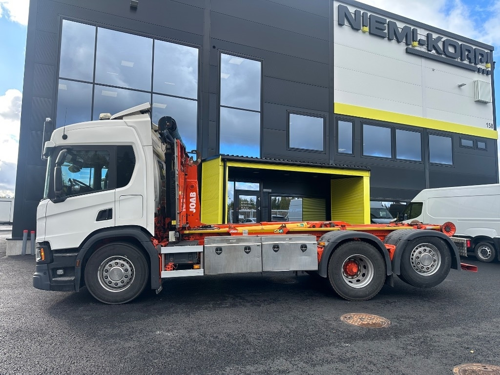Scania P 370 6x2*4 - Hook lift: gambar 5 Scania P 370 6x2*4 - Hook lift: gambar 5