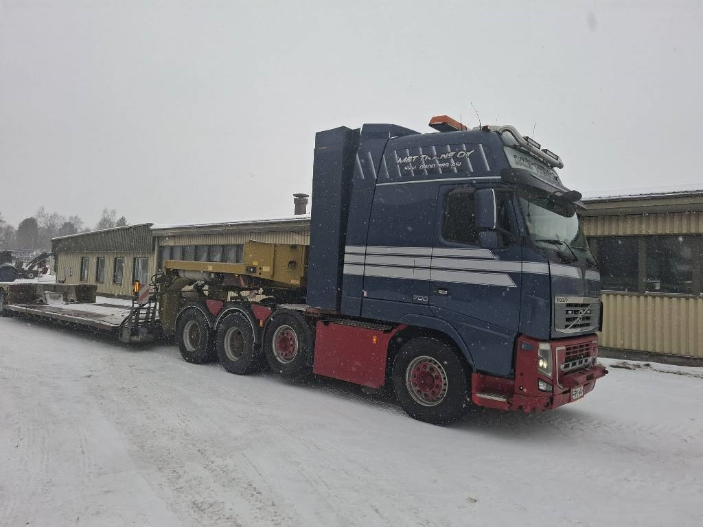 Volvo FH16 700 8x4 XXL GLOBE + Faymonville 4aks kehto - Tractor head: gambar 3 Volvo FH16 700 8x4 XXL GLOBE + Faymonville 4aks kehto - Tractor head: gambar 3