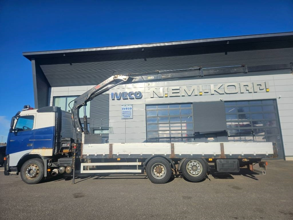 Volvo FH12 6x2 Hiab 166 kympitys 2029 asti - Truk derek: gambar 5 Volvo FH12 6x2 Hiab 166 kympitys 2029 asti - Truk derek: gambar 5