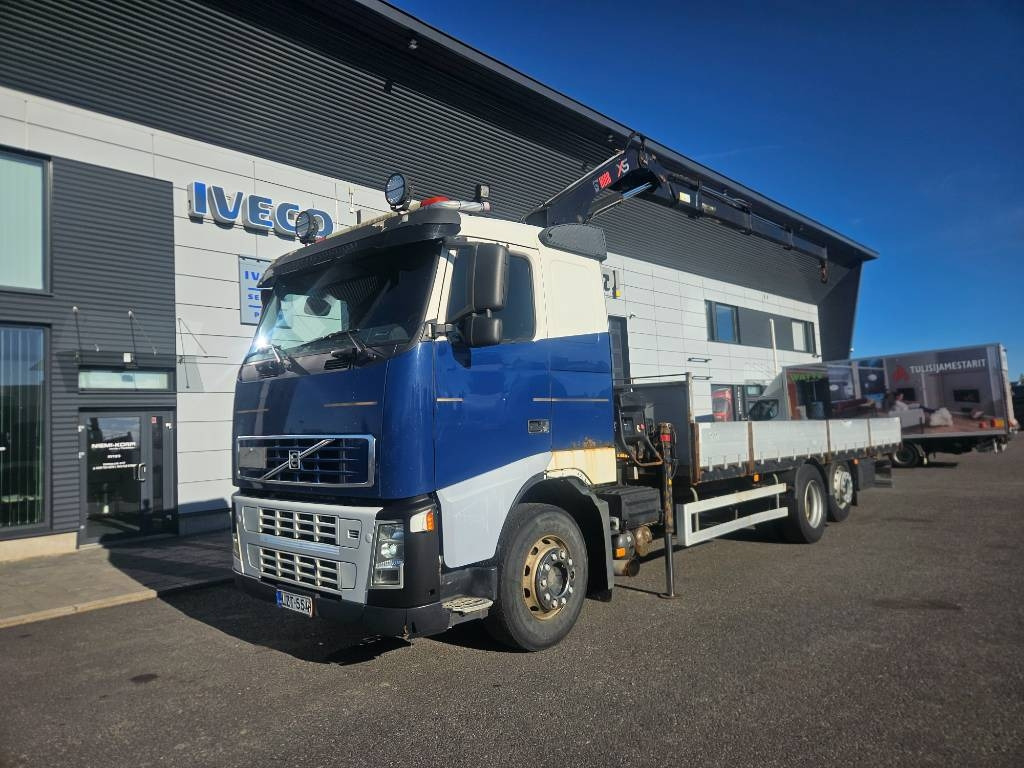 Volvo FH12 6x2 Hiab 166 kympitys 2029 asti - Truk derek: gambar 1 Volvo FH12 6x2 Hiab 166 kympitys 2029 asti - Truk derek: gambar 1