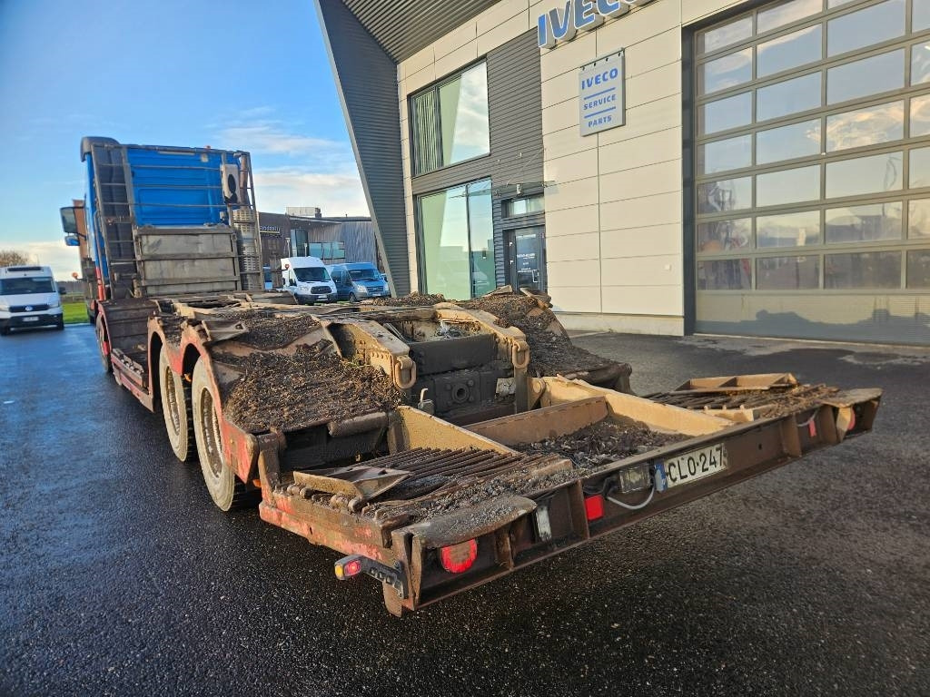 Volvo FH12 8x4 - Truk logging: gambar 5 Volvo FH12 8x4 - Truk logging: gambar 5