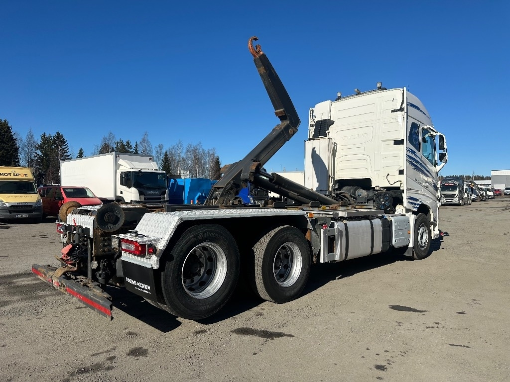 Volvo FH13 540 6X4*4 - Hook lift: gambar 4 Volvo FH13 540 6X4*4 - Hook lift: gambar 4