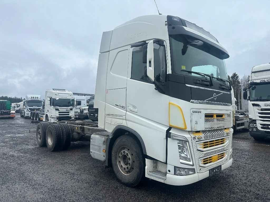 Volvo FH13 540 6x2*4 - Truk sasis: gambar 2 Volvo FH13 540 6x2*4 - Truk sasis: gambar 2