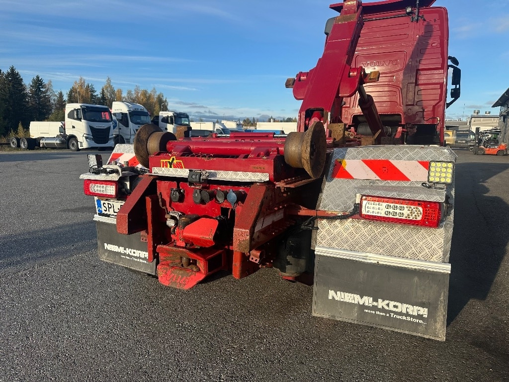 Volvo FH13 540 6x4 - Hook lift: gambar 5 Volvo FH13 540 6x4 - Hook lift: gambar 5