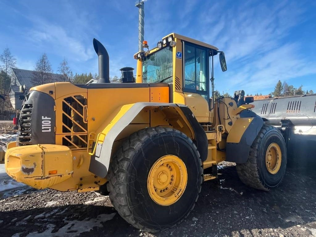 Volvo L 110 F - Wheel loader: gambar 3 Volvo L 110 F - Wheel loader: gambar 3
