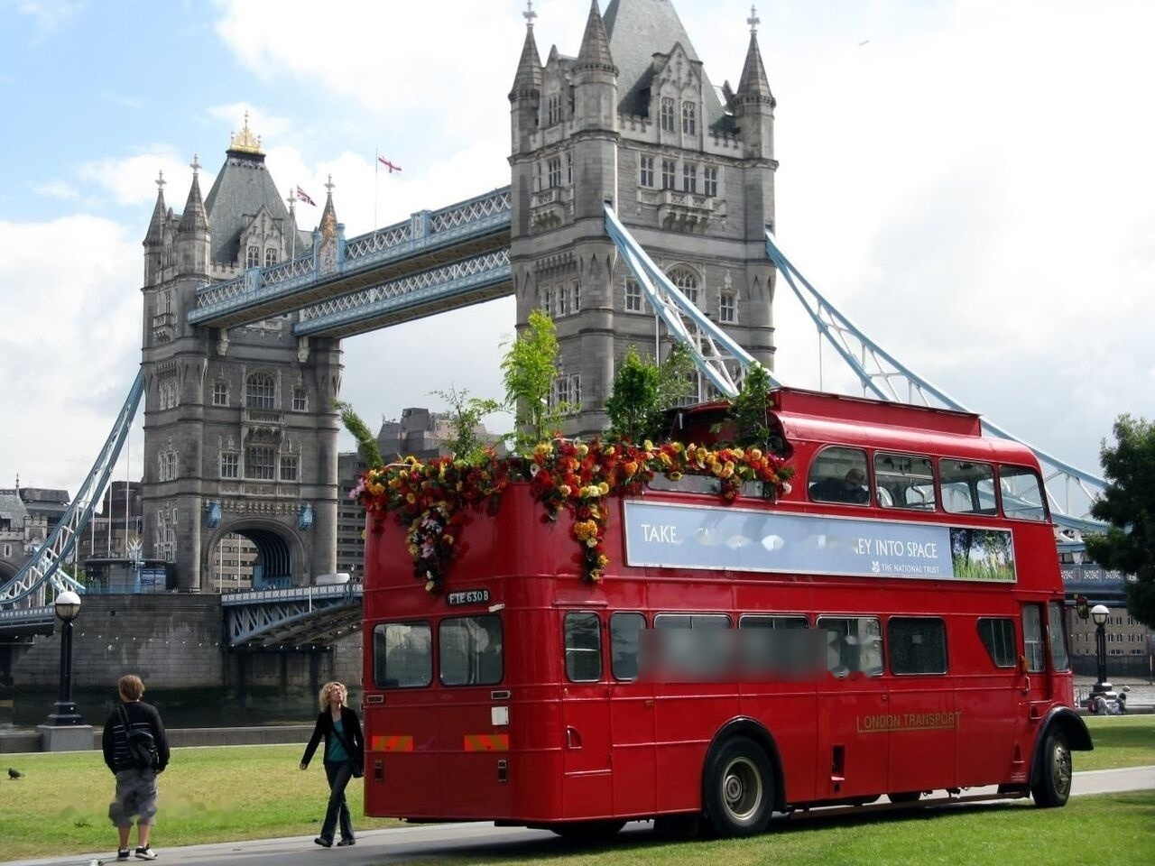 Bus tingkat Leyland PD3 British Triple-Decker Bus Promotional Exhibition: gambar 8