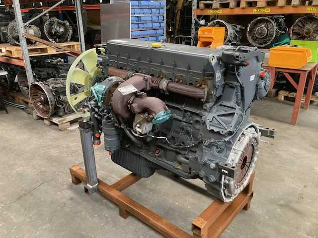 Iveco F3HGE611J*p Motor – Engine - Mesin untuk Truk: gambar 5 Iveco F3HGE611J*p Motor – Engine - Mesin untuk Truk: gambar 5