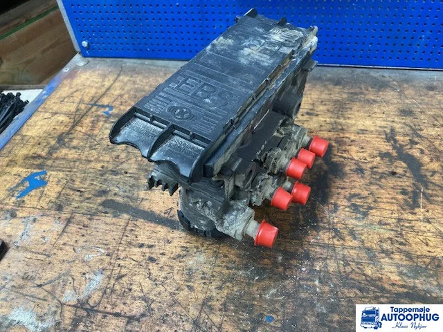Scania EBS modulator – Scania 2653385 - Sistem listrik untuk Truk: gambar 3 Scania EBS modulator – Scania 2653385 - Sistem listrik untuk Truk: gambar 3