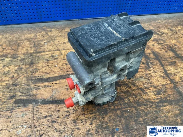 Scania EBS module – Scania 2653379 - Sistem listrik untuk Truk: gambar 1 Scania EBS module – Scania 2653379 - Sistem listrik untuk Truk: gambar 1